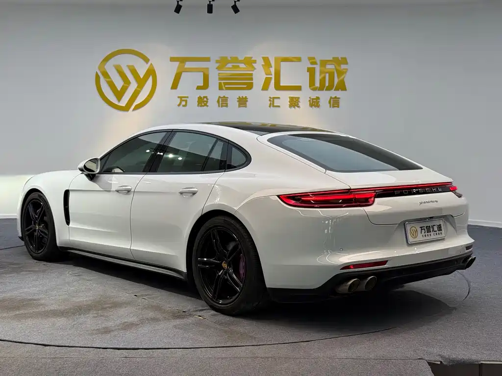 Porsche Panamera — миниатюра 4