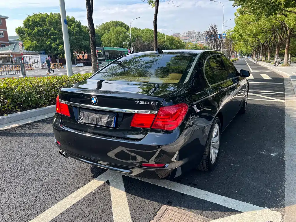 BMW 7 Series 7 2011 730Li Elegant