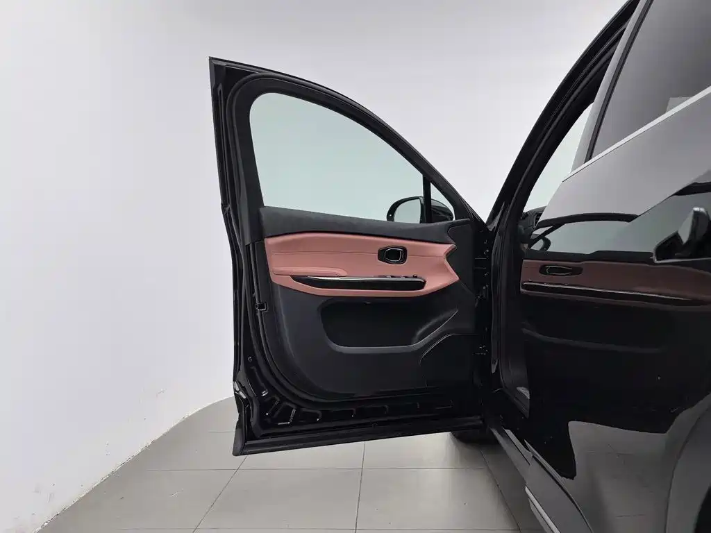 NIO EC6 — миниатюра 8