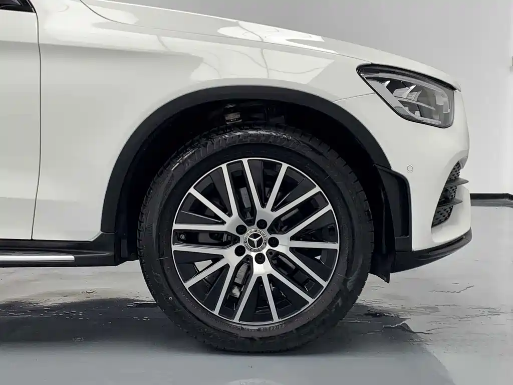 Mercedes-Benz GLC Coupe — миниатюра 13