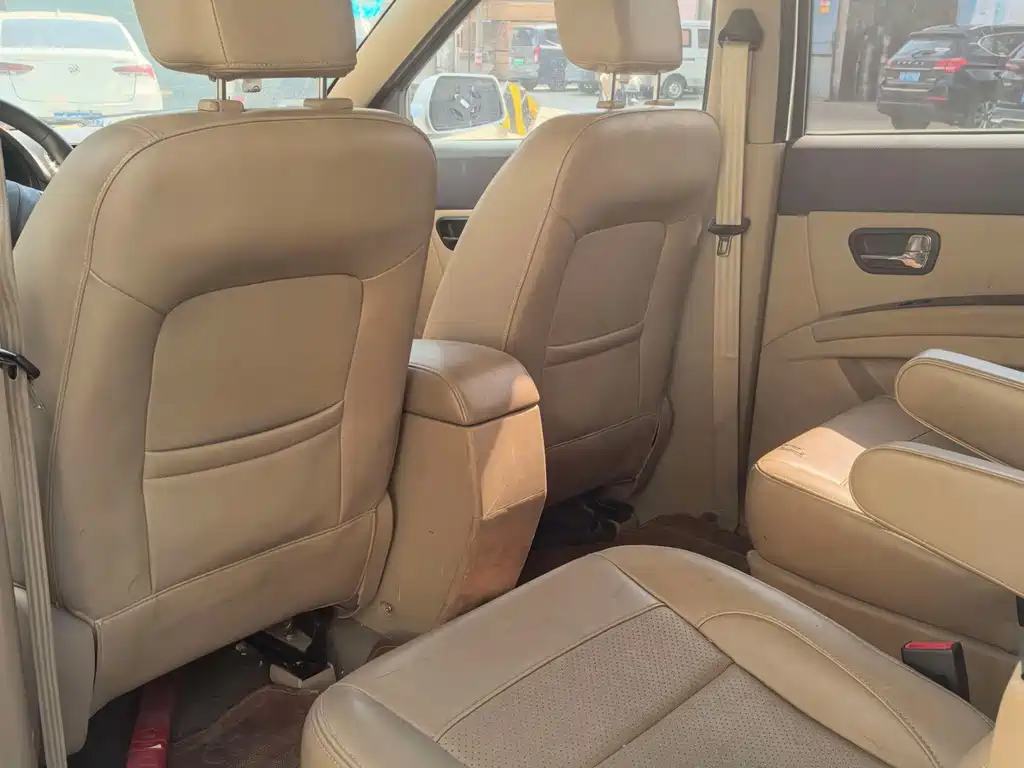 Wuling Hongguang — миниатюра 6