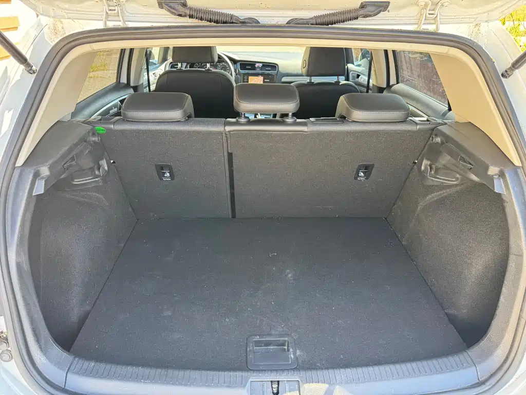 Volkswagen Golf — миниатюра 26