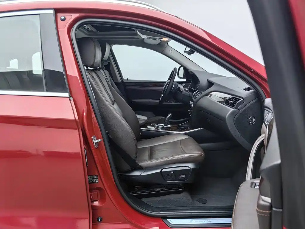 BMW X4 — миниатюра 23