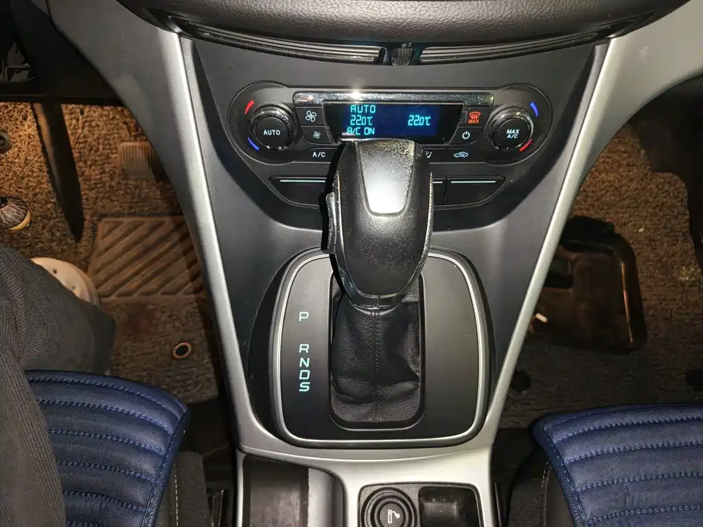 Ford Kuga — миниатюра 15