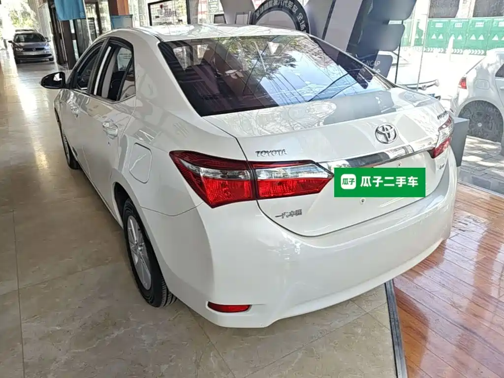 Toyota Corolla — миниатюра 5
