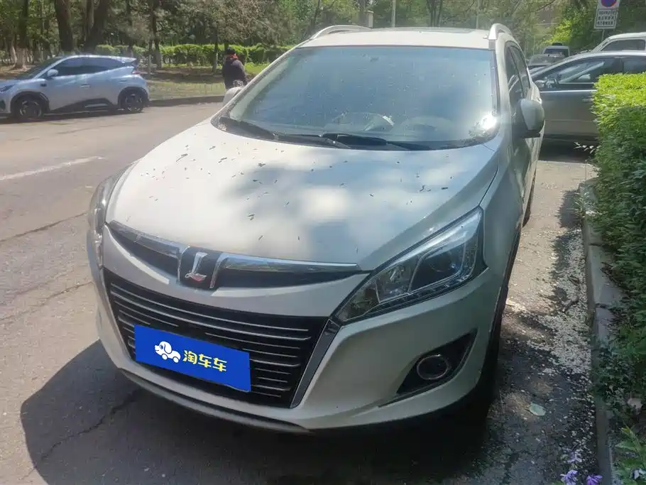 Luxgen U6 2015