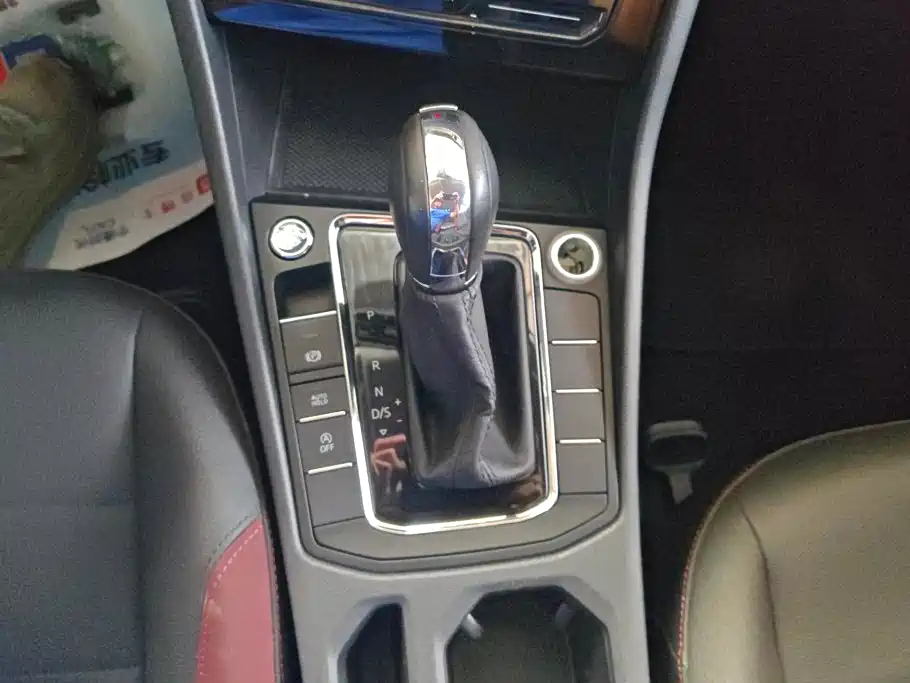Volkswagen Bora — миниатюра 16