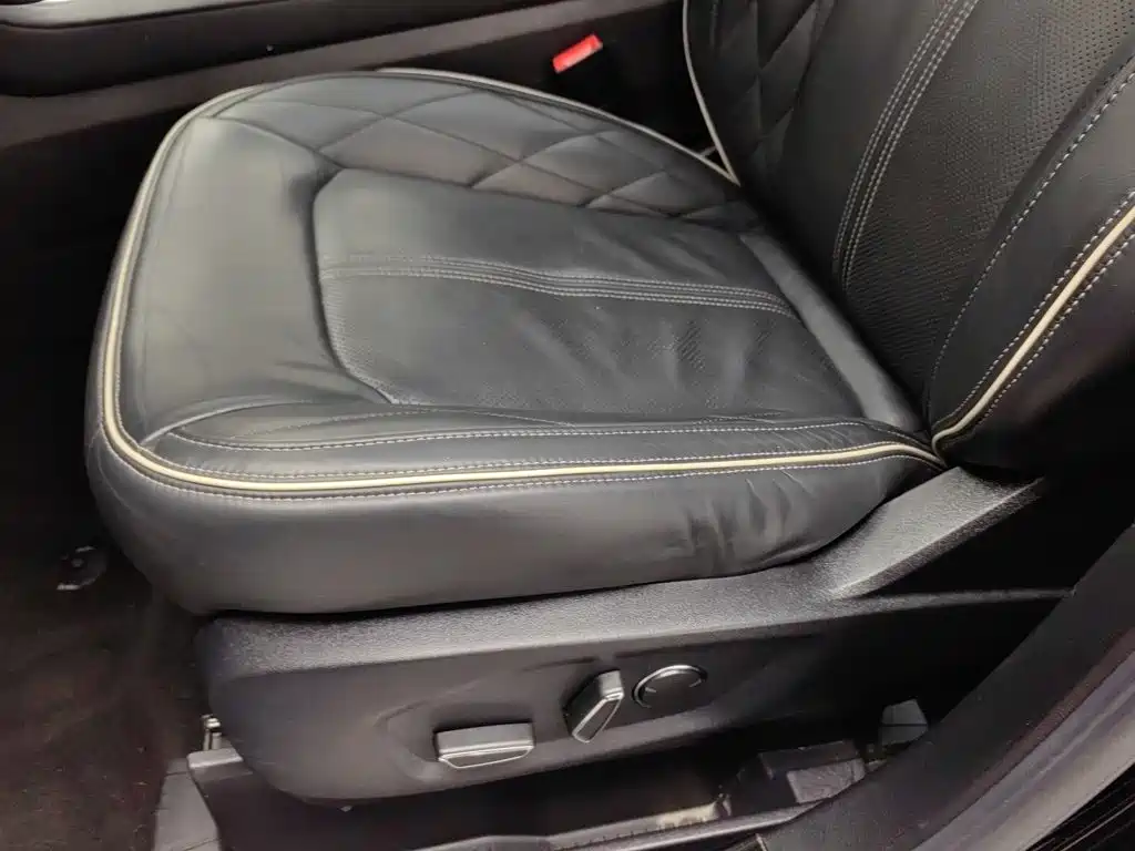 Ford Edge — миниатюра 20
