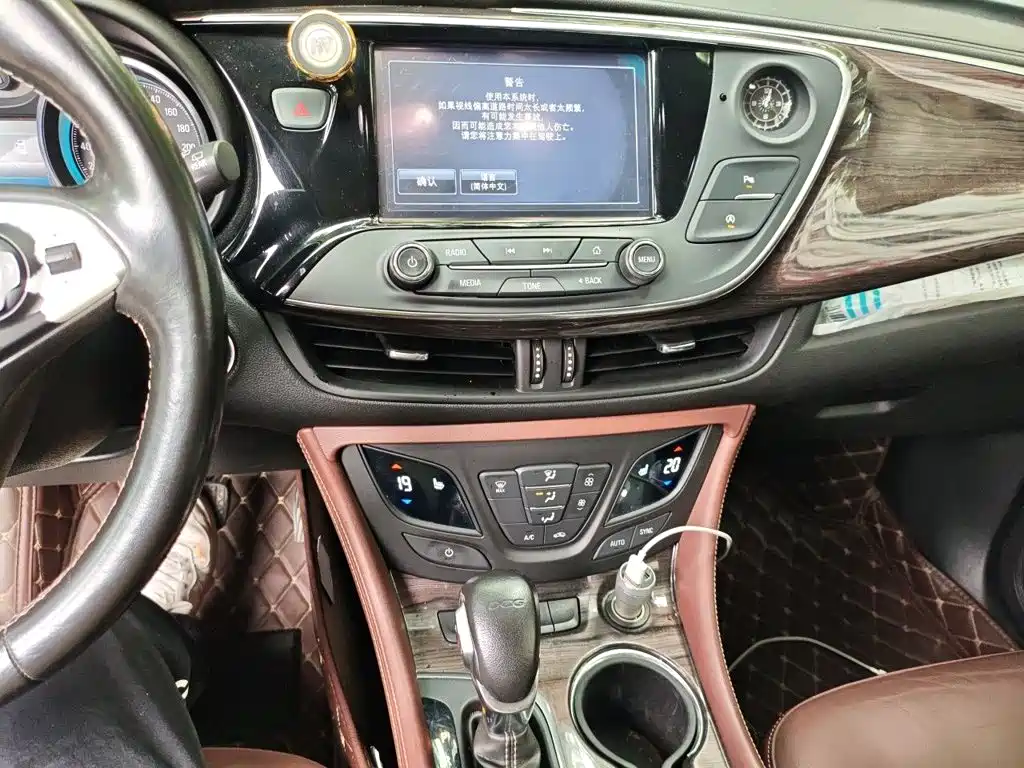 Buick Envision Plus — миниатюра 6