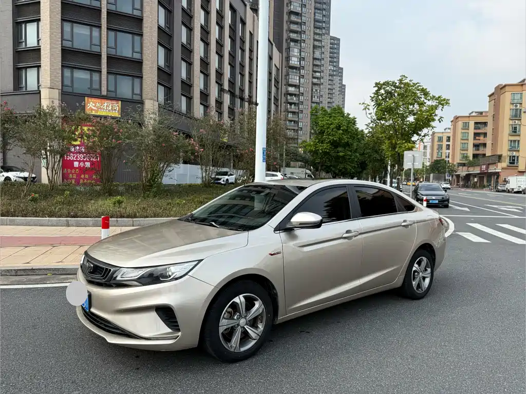 Geely Emgrand GL — миниатюра 3