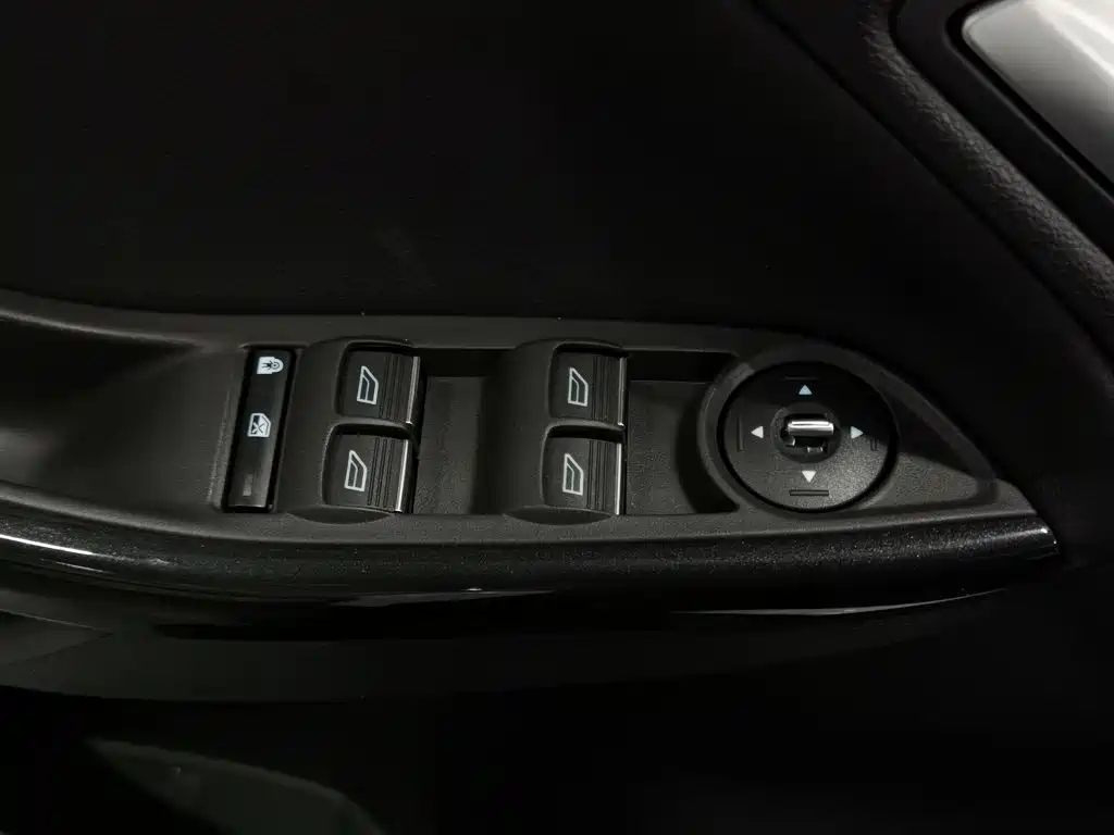 Ford Focus — миниатюра 9