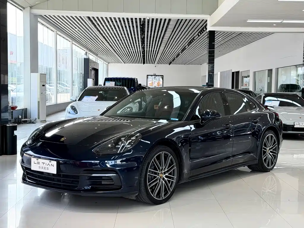 Porsche Panamera 2019