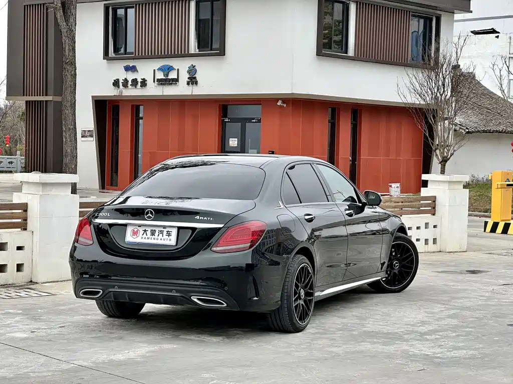 MERCEDES-BENZ C CLASS