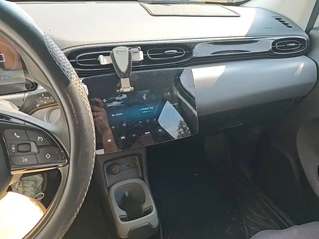 Leapmotor Leapmotor T03 — миниатюра 13