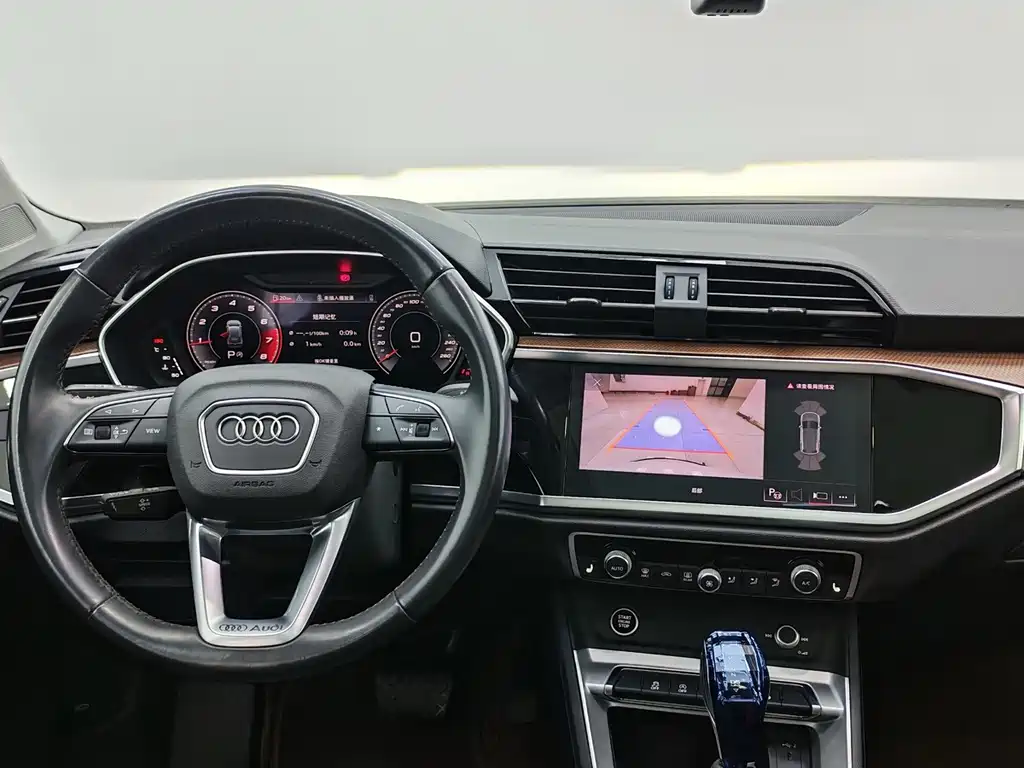 Audi Q3 — миниатюра 11