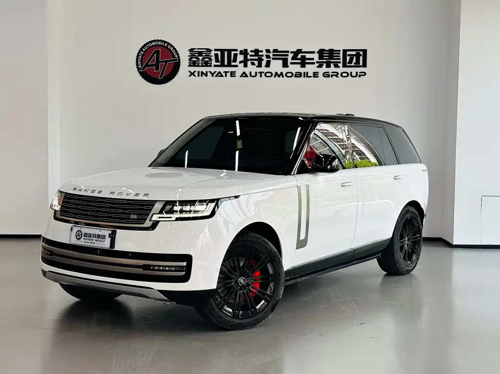 Land Rover Range Rover 2024 3.0 L6 400PS Long Wheelbase