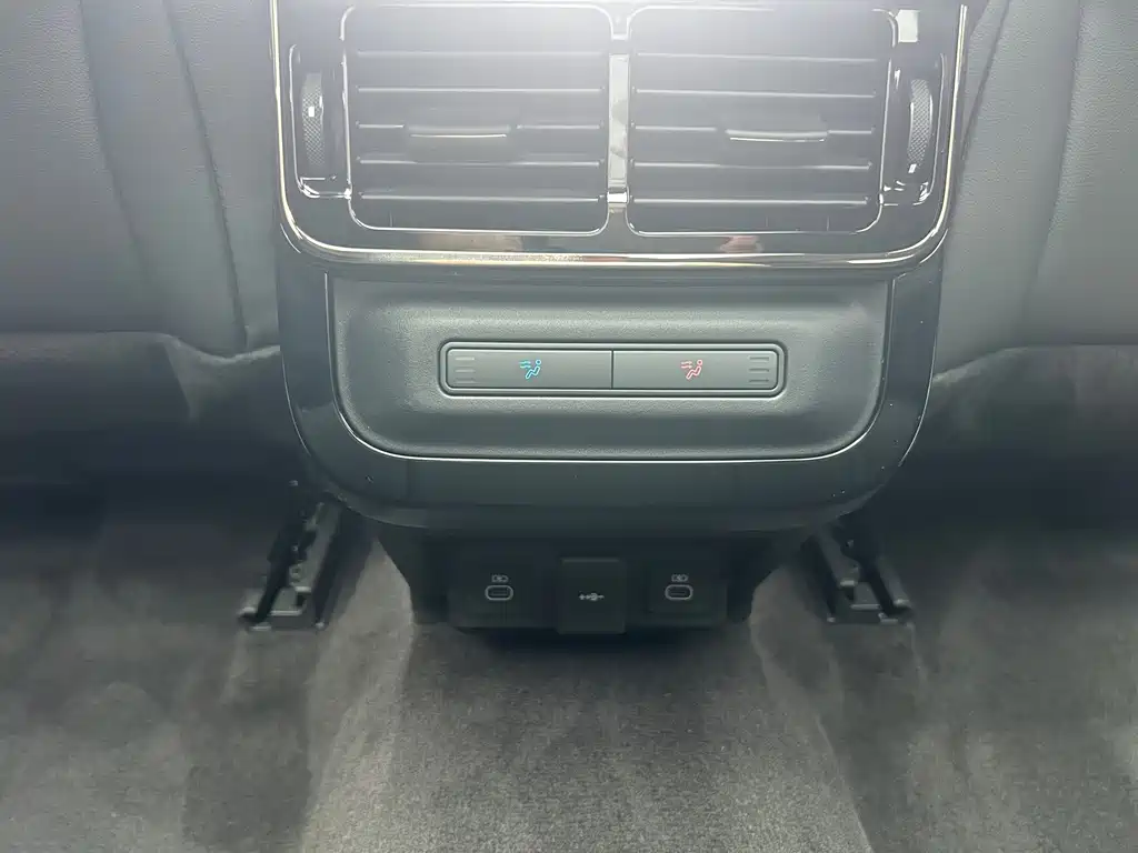 Land Rover Evoque — миниатюра 20