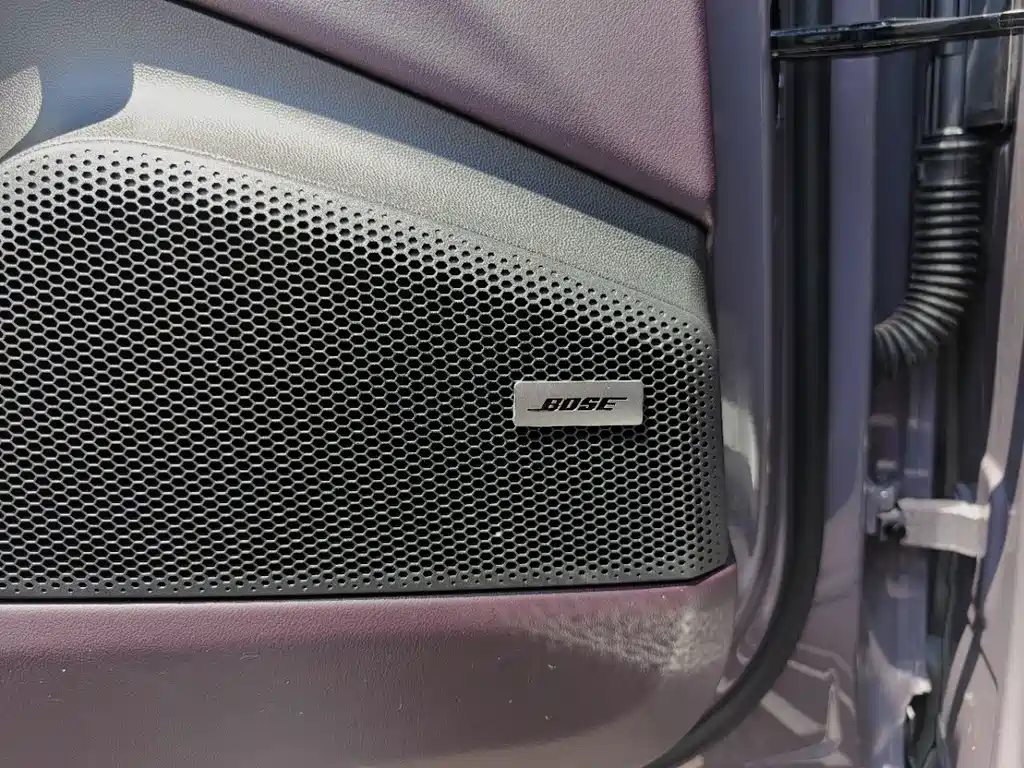 Porsche Macan EV — миниатюра 14