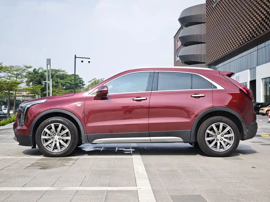 Cadillac XT4 — миниатюра 9