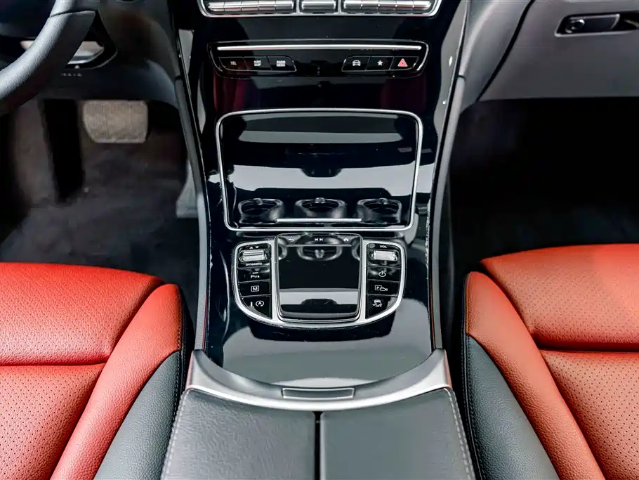 Mercedes-Benz GLC — миниатюра 12