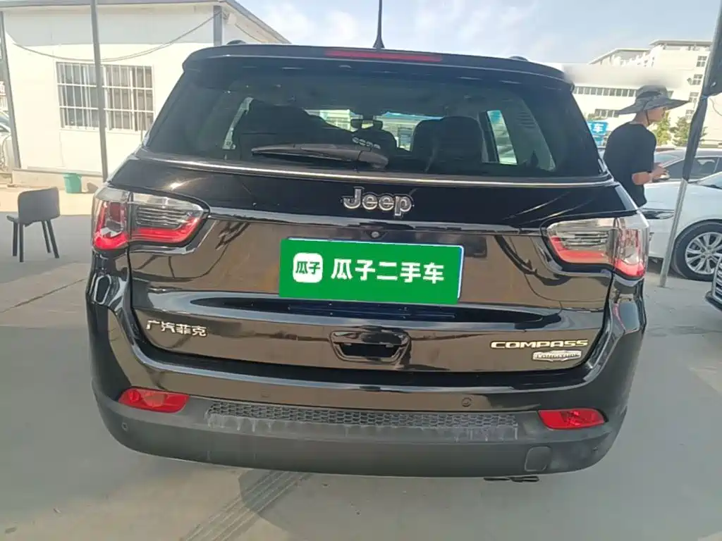 Jeep Compass — миниатюра 6