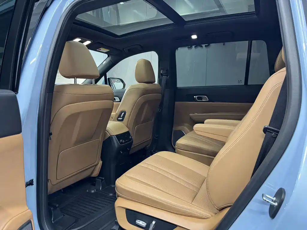 Li Auto Li ONE — миниатюра 11