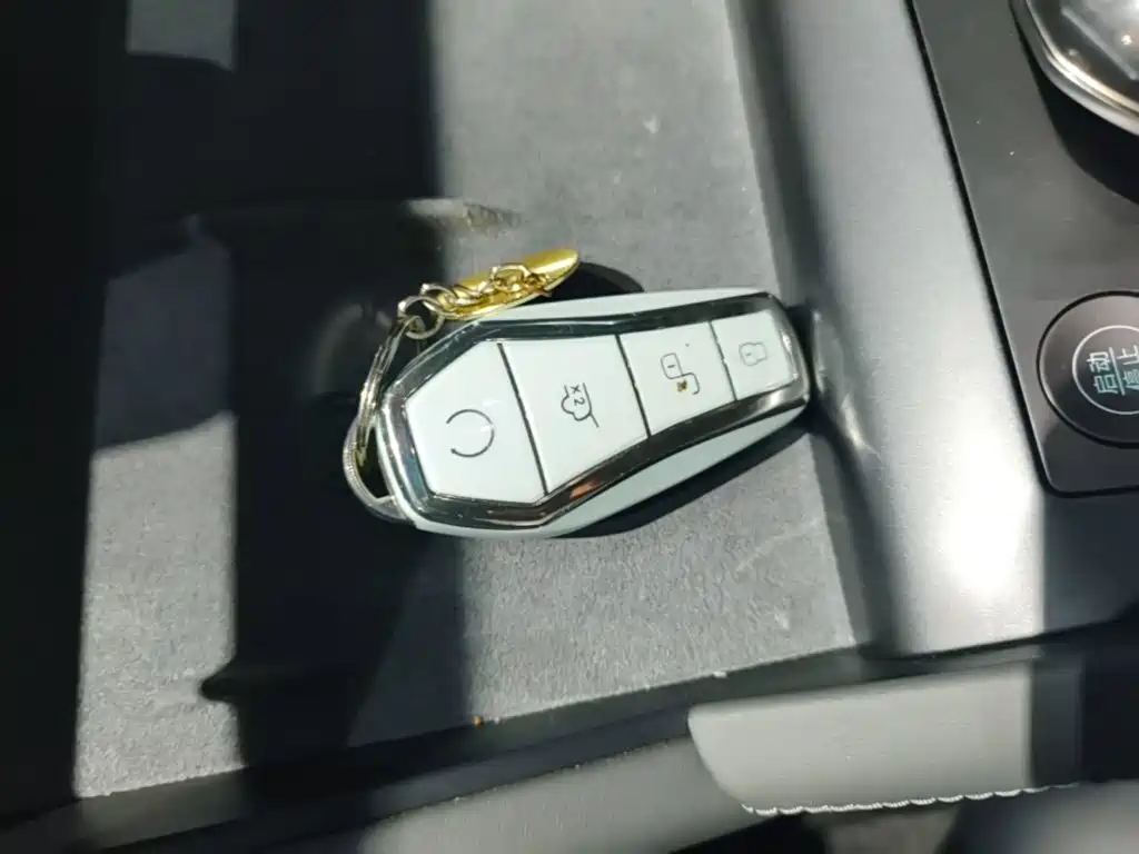 BYD Qin L — миниатюра 9