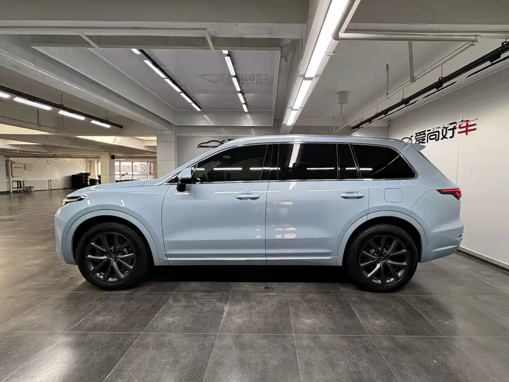 Li Auto Li ONE — миниатюра 4
