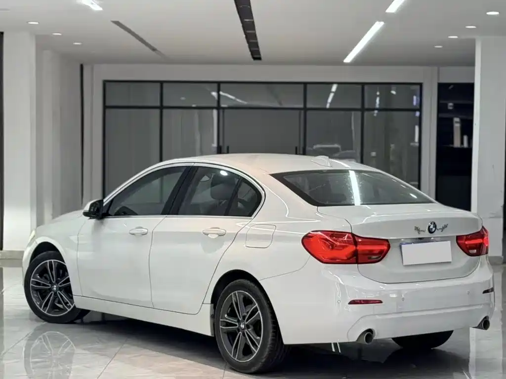BMW 1 Series — миниатюра 7