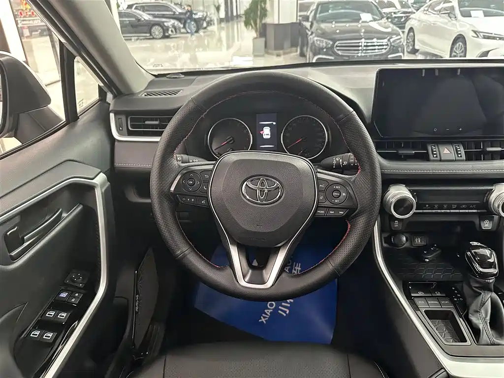 TOYOTA RAV4 RONGFANG