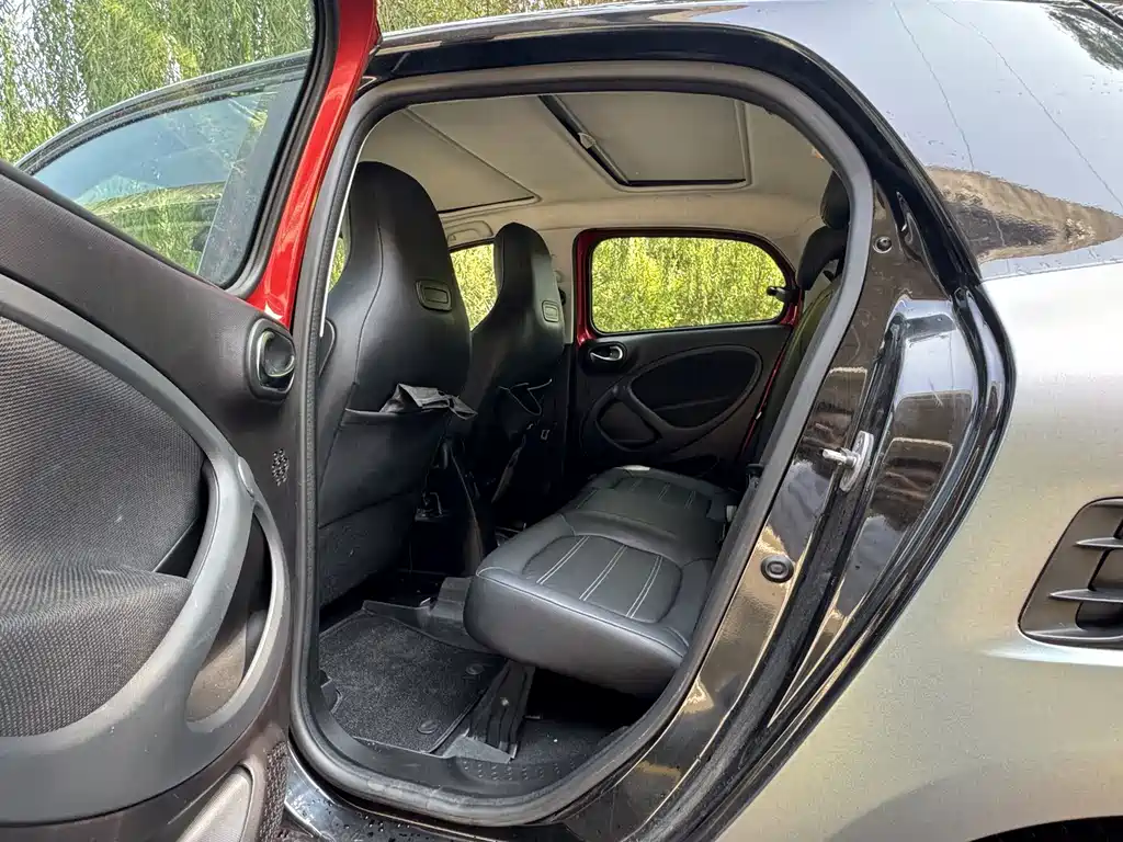 smart Smart Forfour — миниатюра 6