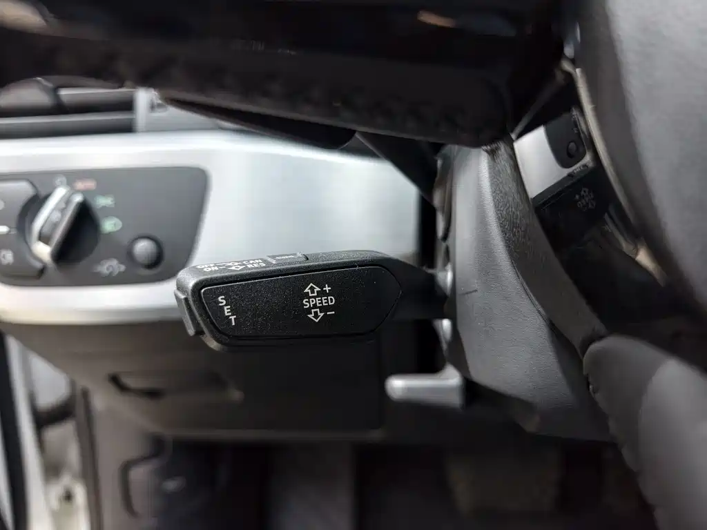 Audi A4L — миниатюра 21