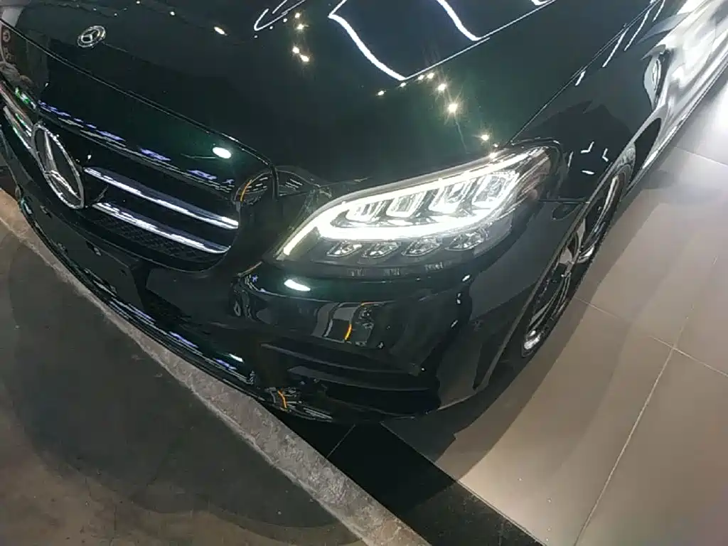 Mercedes-Benz C-Class — миниатюра 24