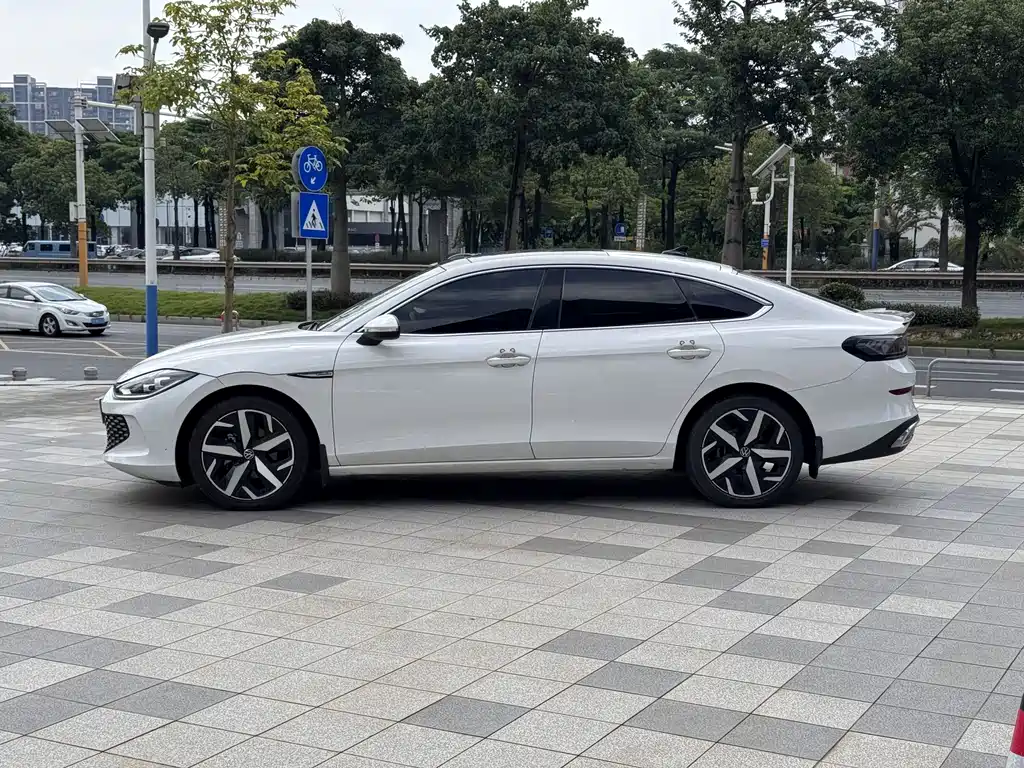 Volkswagen Lamando — миниатюра 9