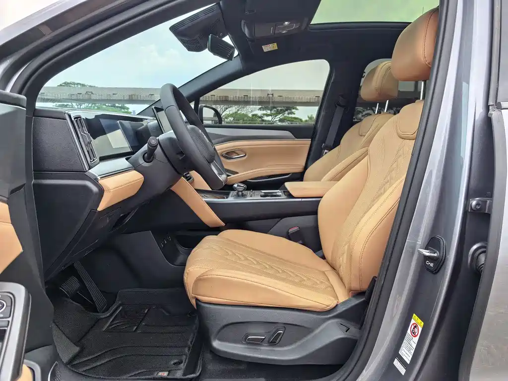 BYD L DM-i — миниатюра 21