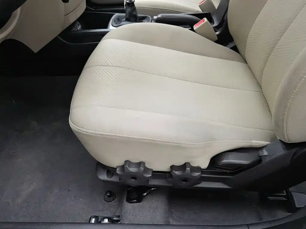 Hyundai Elantra — миниатюра 20