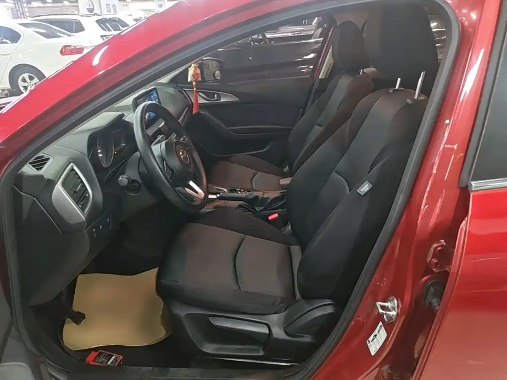 Mazda 3 Axela — миниатюра 15