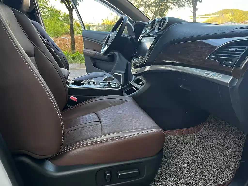 BYD Tang New Energy — миниатюра 16