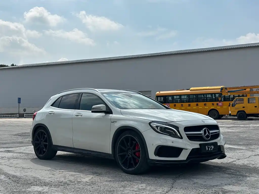 Mercedes-Benz GLA AMG AMG GLA 45 4MATIC, фото 3