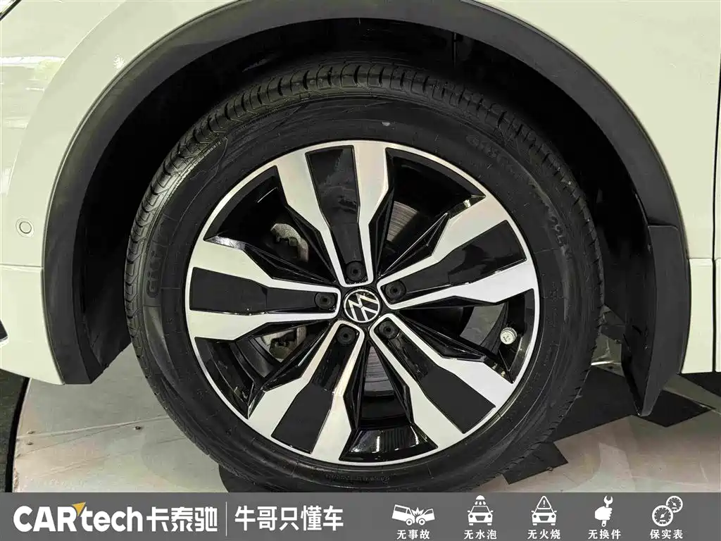 Volkswagen Tiguan L — миниатюра 10