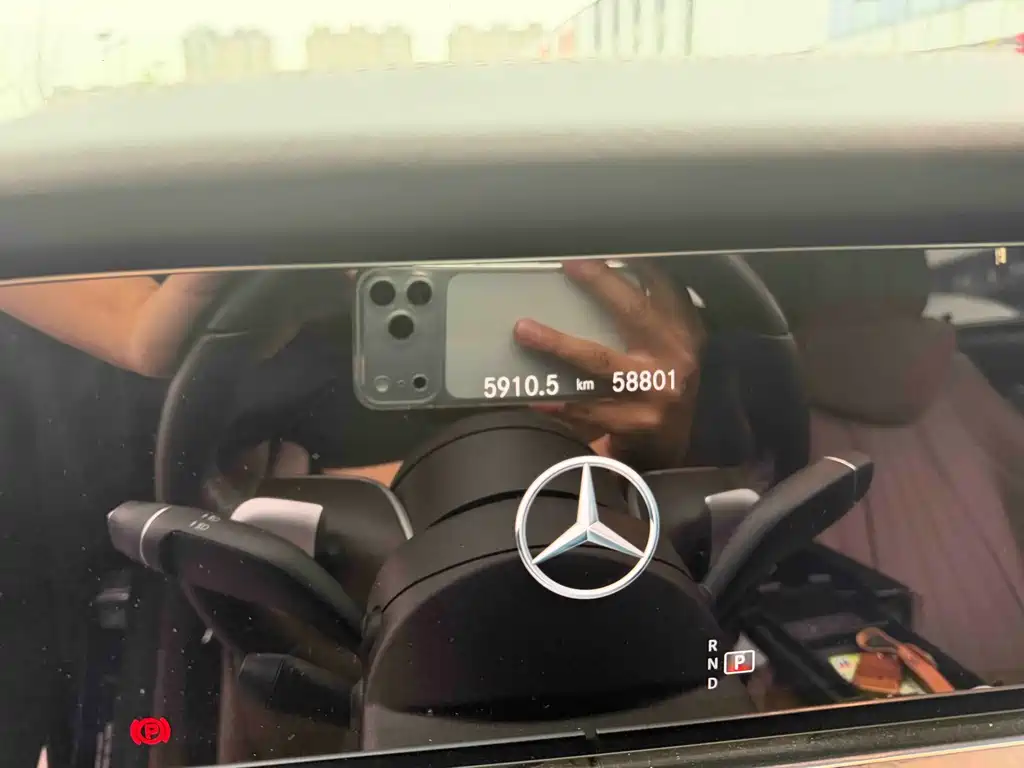 Mercedes-Benz E-Class — миниатюра 5