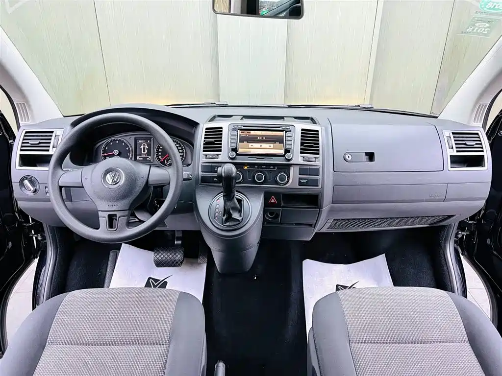 Volkswagen Caravelle 2014 2.0TSI Comfort