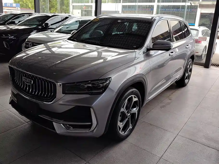 Geely Xingyue L 2025