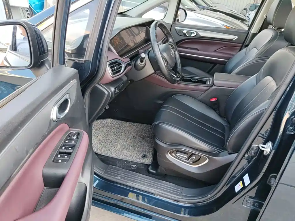 GAC Motor Trumpchi M6 — миниатюра 16