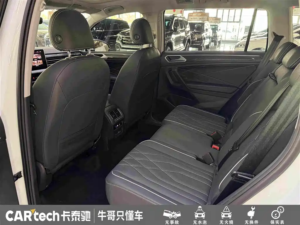 Volkswagen Tiguan L — миниатюра 23