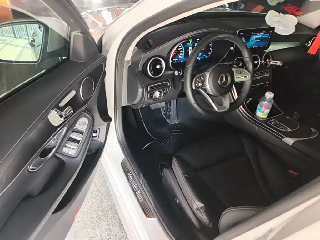 Mercedes-Benz C-Class — миниатюра 16