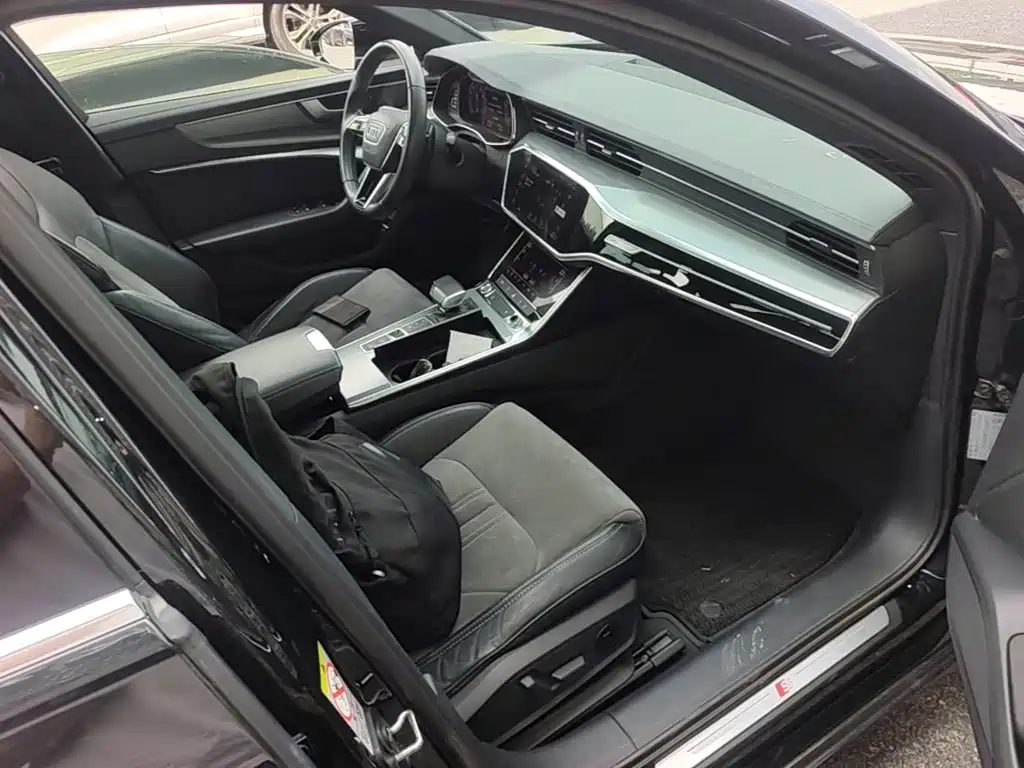 Audi A6L — миниатюра 9