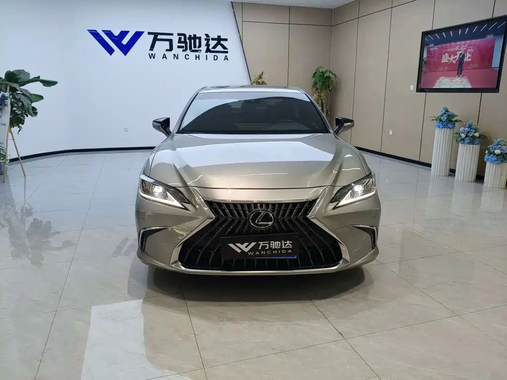 Lexus ES — миниатюра 3