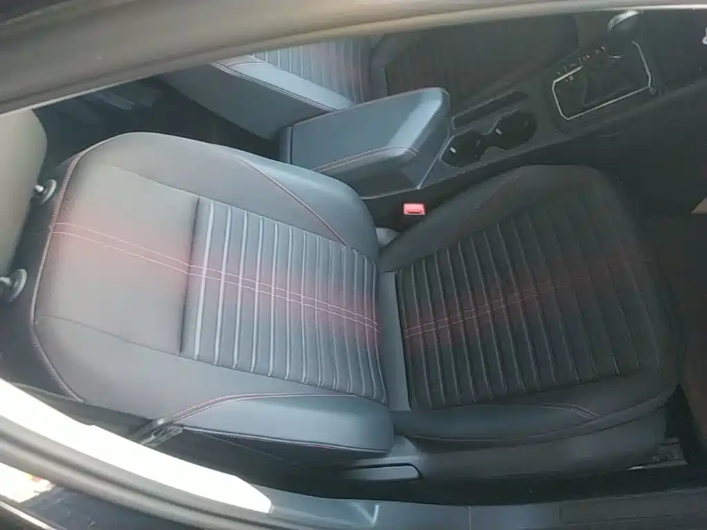 Volkswagen Lavida — миниатюра 25