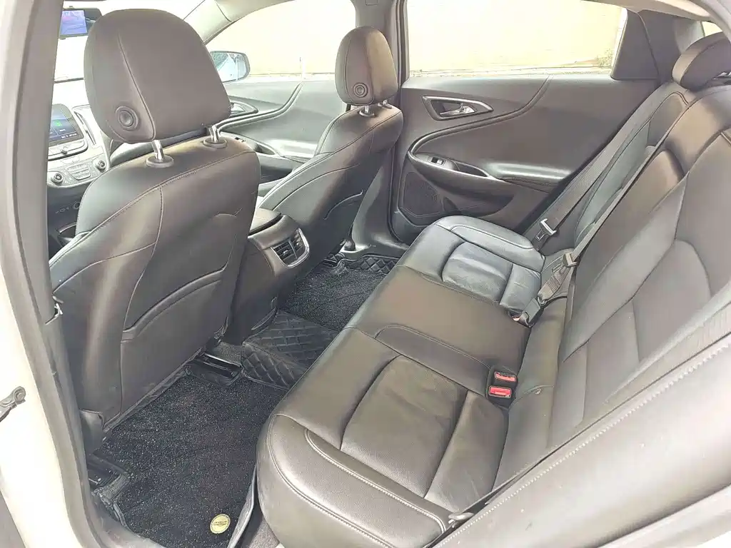 Chevrolet Malibu XL — миниатюра 10